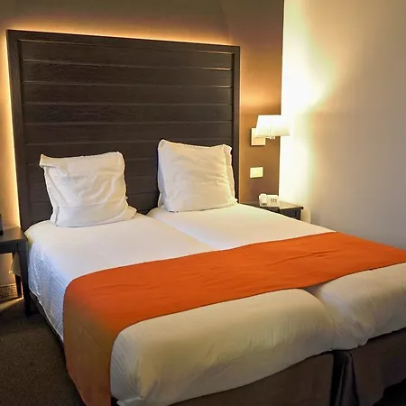 Flanders Hotel 4*